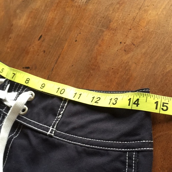 Gap Board Shorts Navy with white stitching - Picture 10 of 13